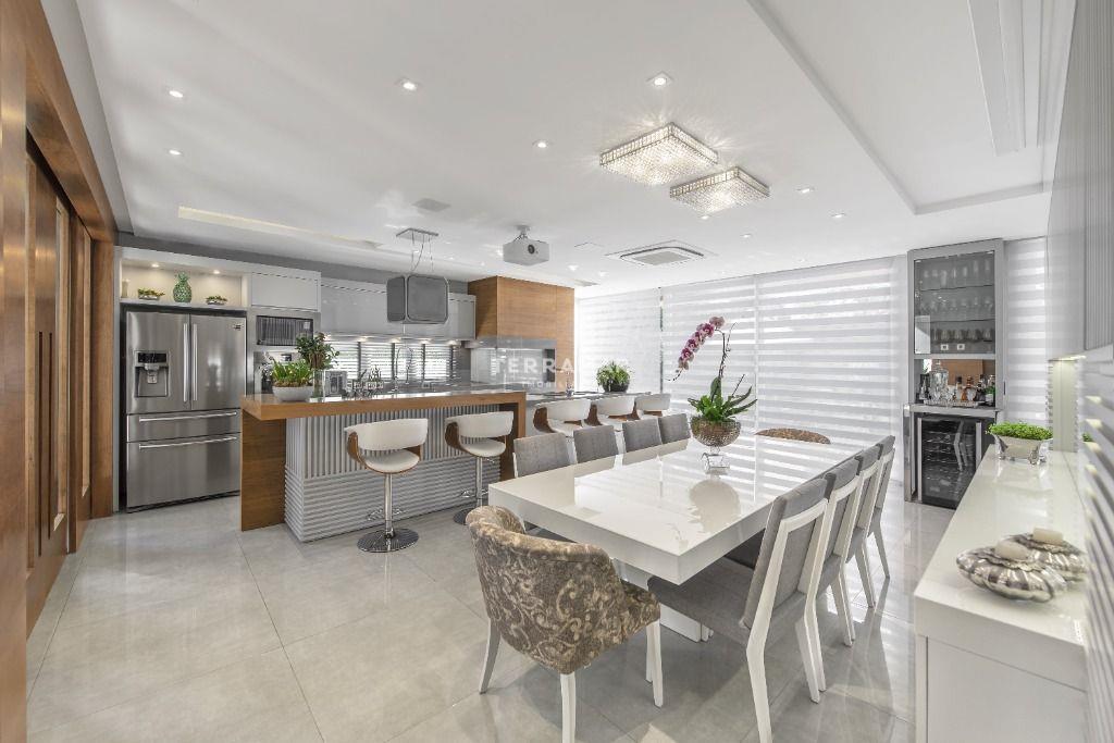 Casa em condomínio à venda no Hamburgo Velho: 