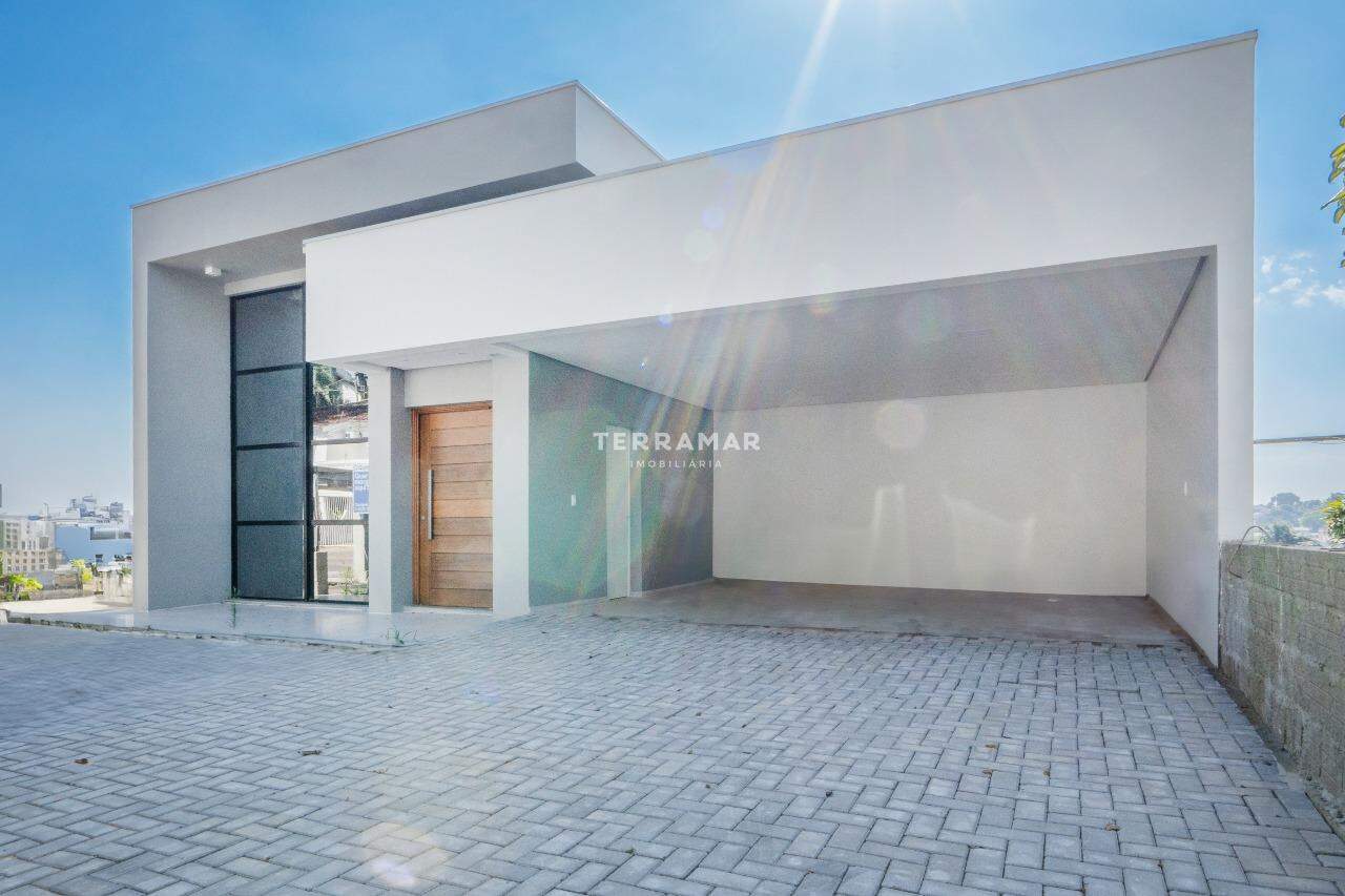 Casa à venda no Guarani: 