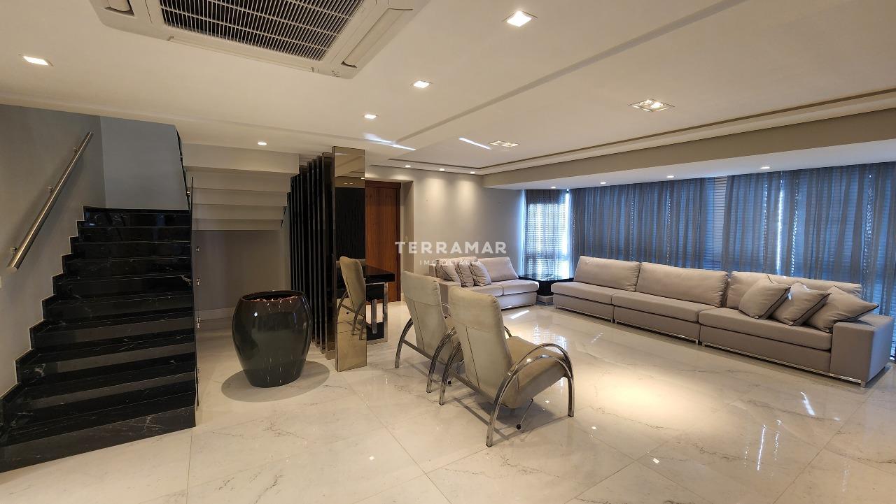 Cobertura à venda no Centro: 