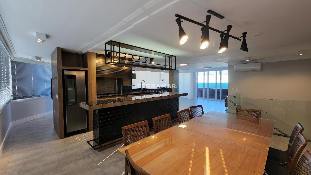 Cobertura à venda no Centro: 