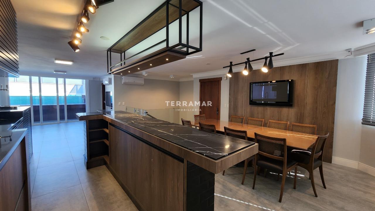 Cobertura à venda no Centro: 