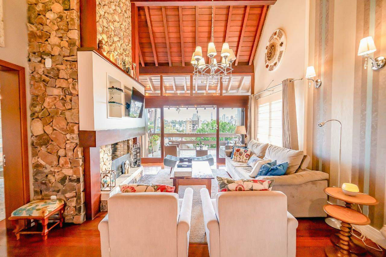 Casa à venda no Vila Nova: 