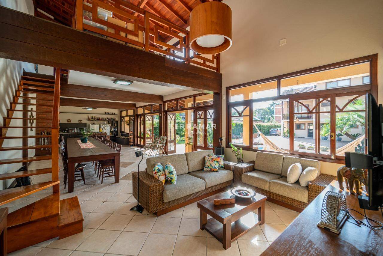 Casa à venda no Industrial: