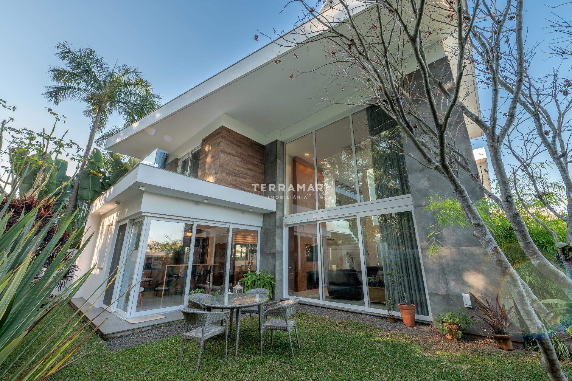 Casa em condomínio à venda no Canudos: