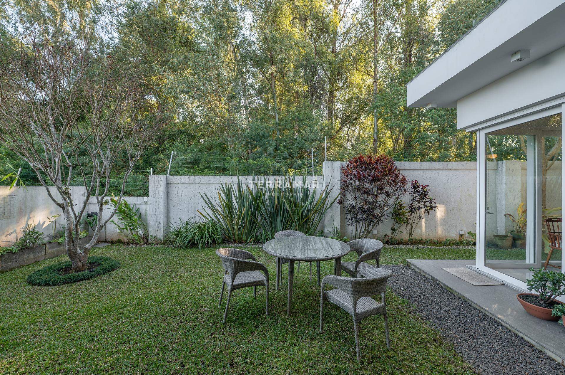 Casa em condomínio à venda no Canudos:
