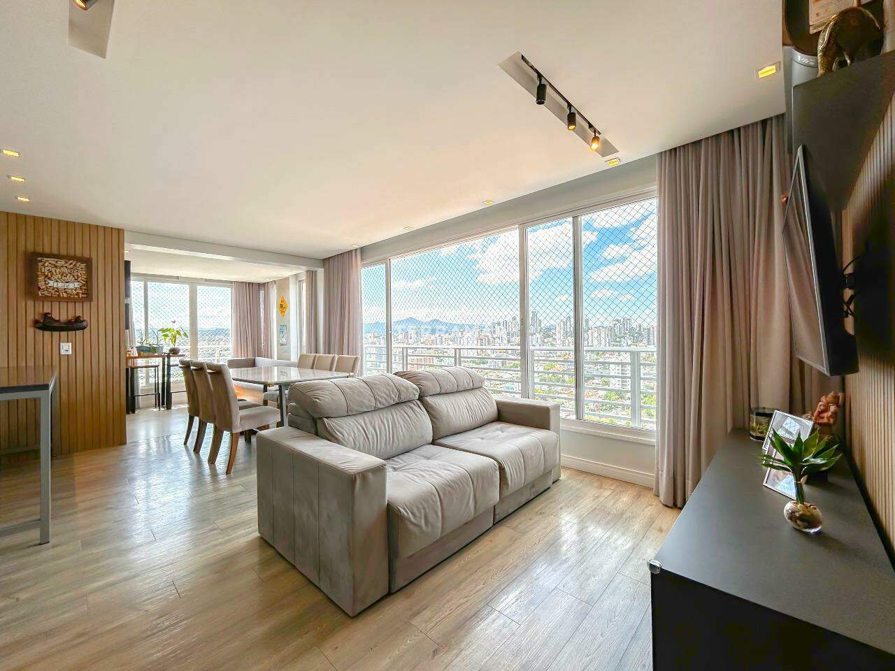 Apartamento à venda no Ideal: 