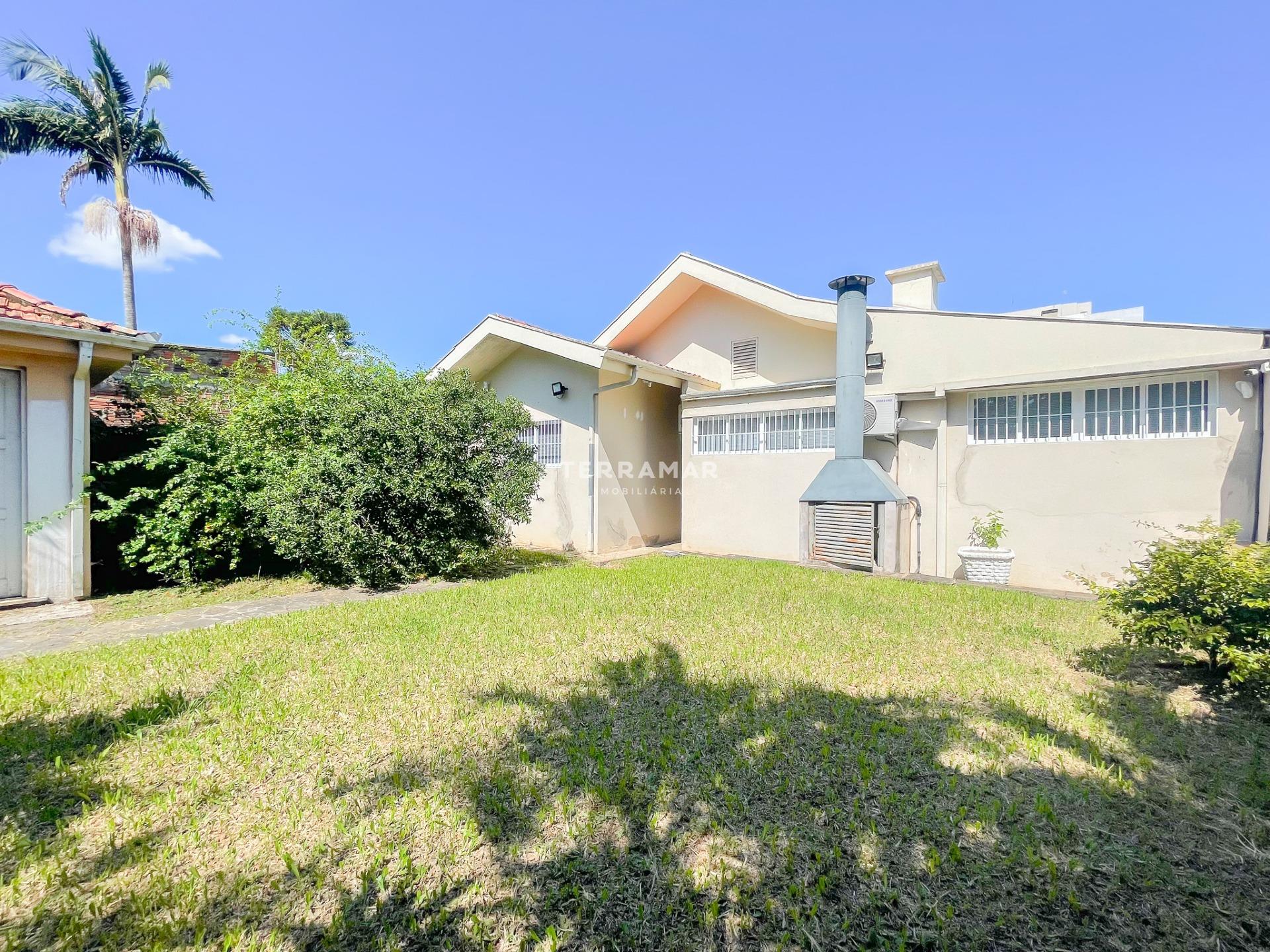 Casa Comercial à venda no Guarani: 