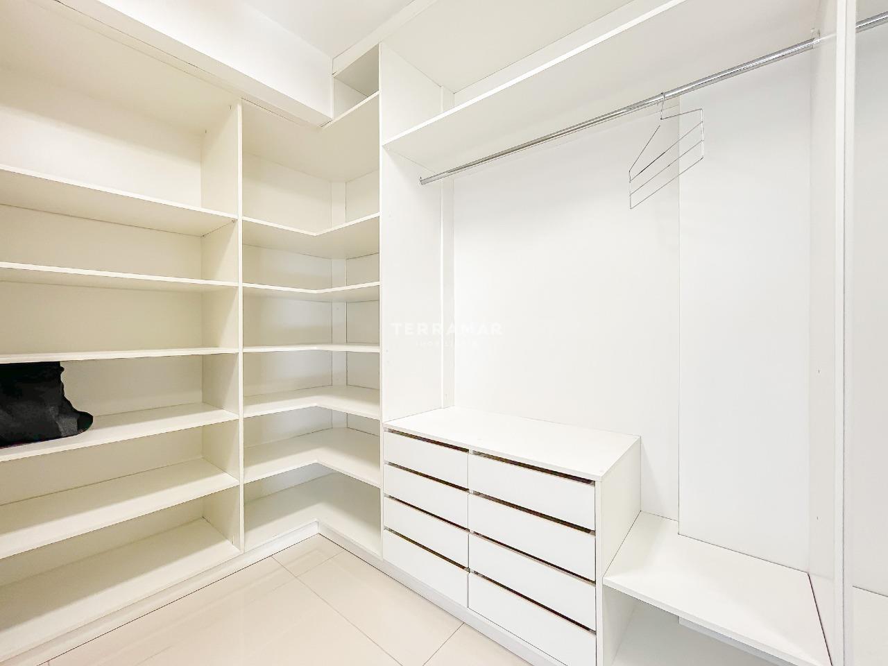 Cobertura à venda no Centro: 