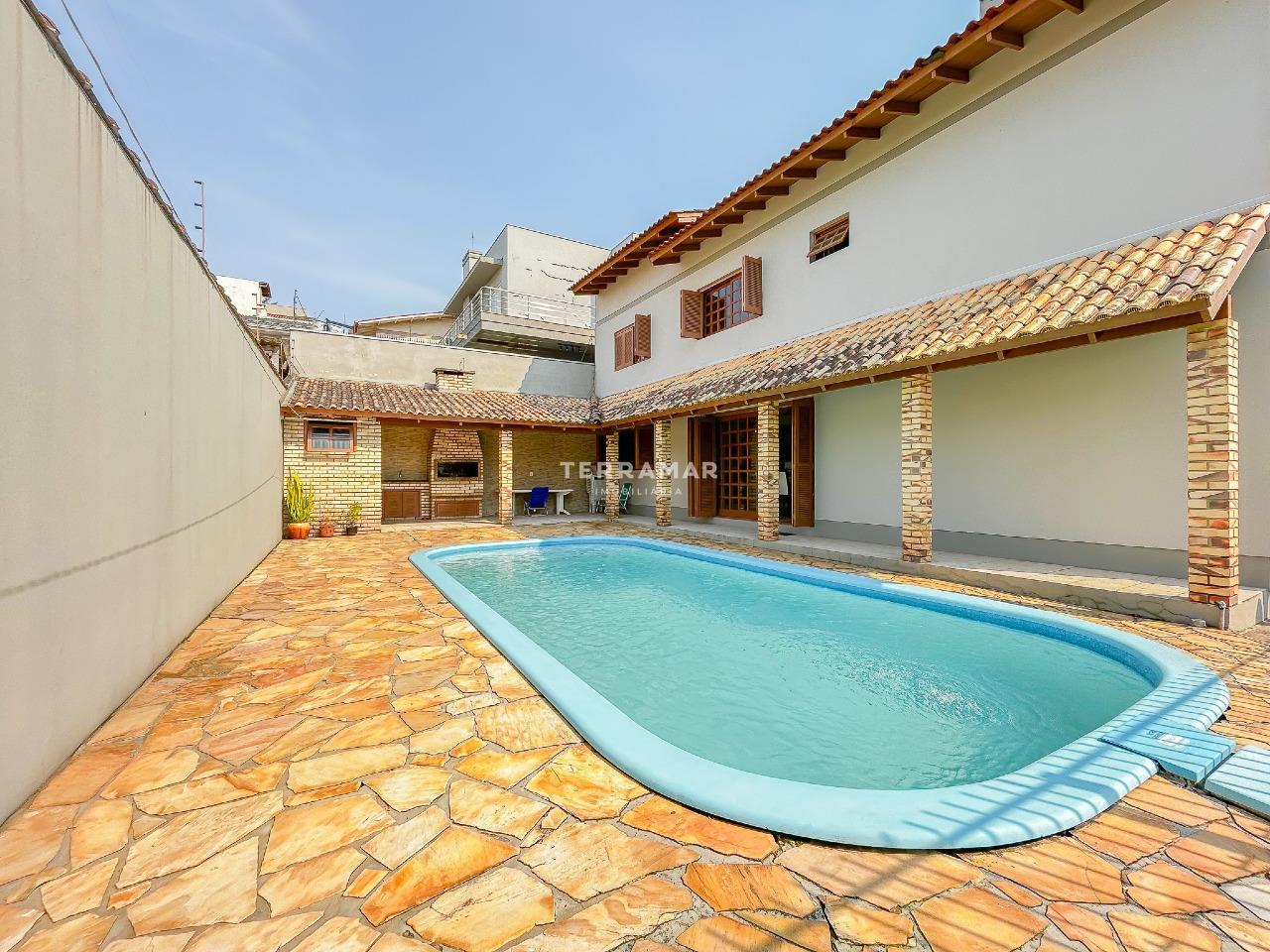 Casa à venda no Canudos: 