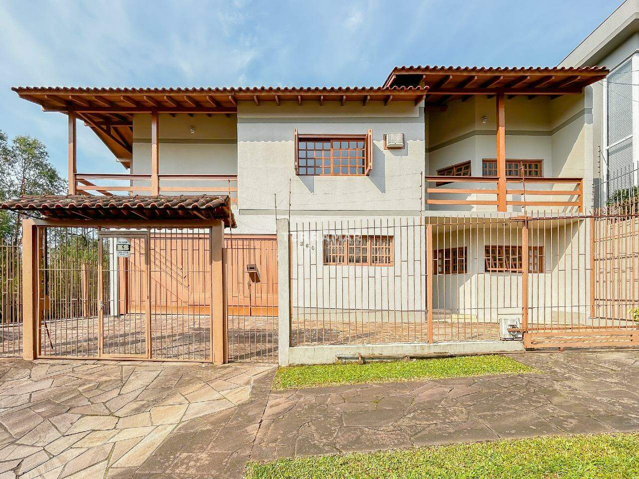 Casa à venda no Canudos: 