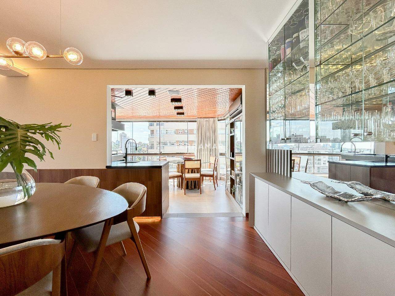 Apartamento à venda no Centro: