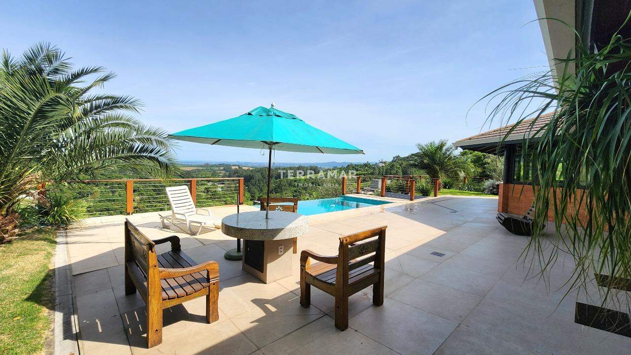Casa em condomínio para aluguel no Lomba Grande: 