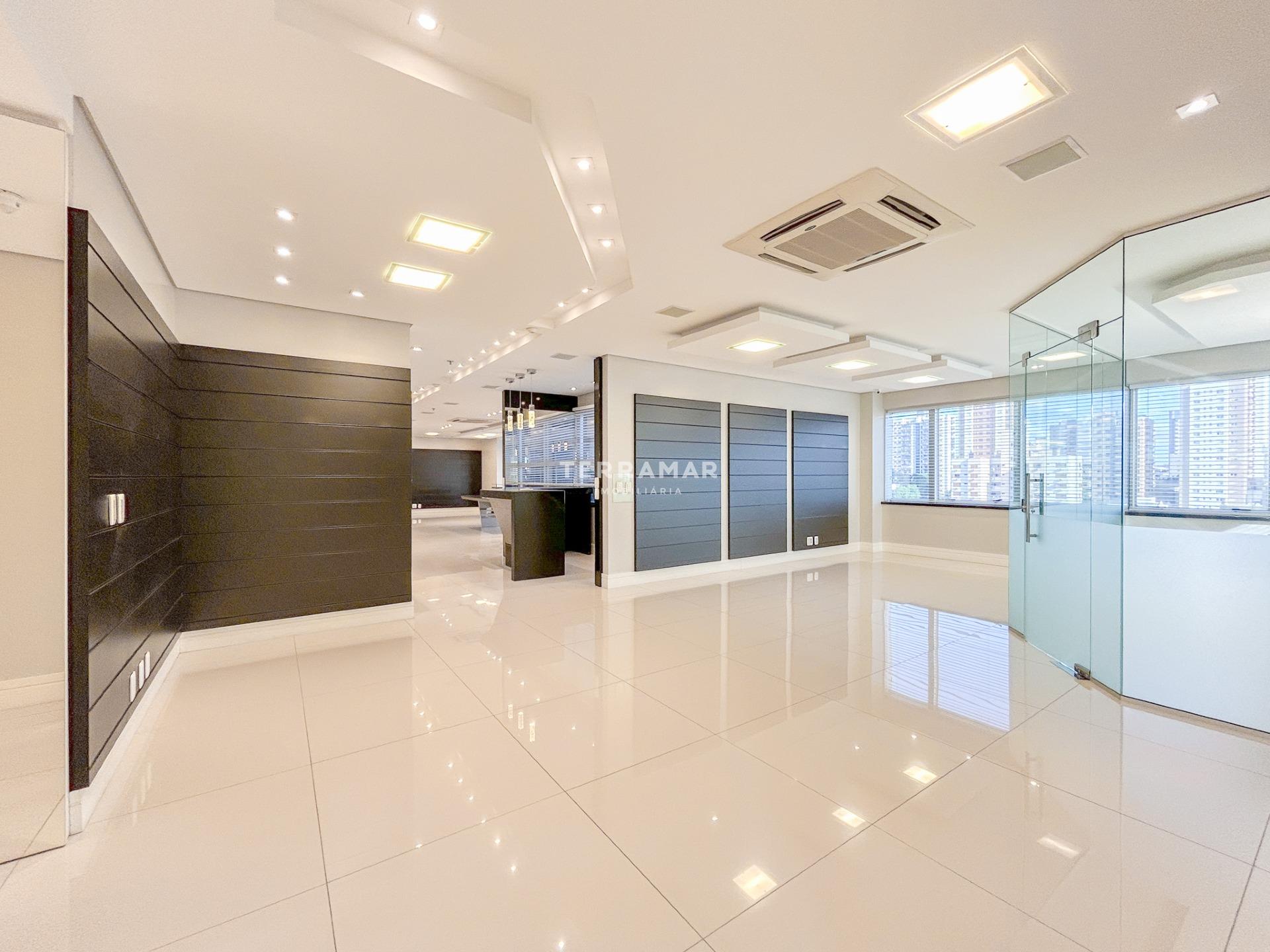 Andar Corporativo à venda no Centro: 