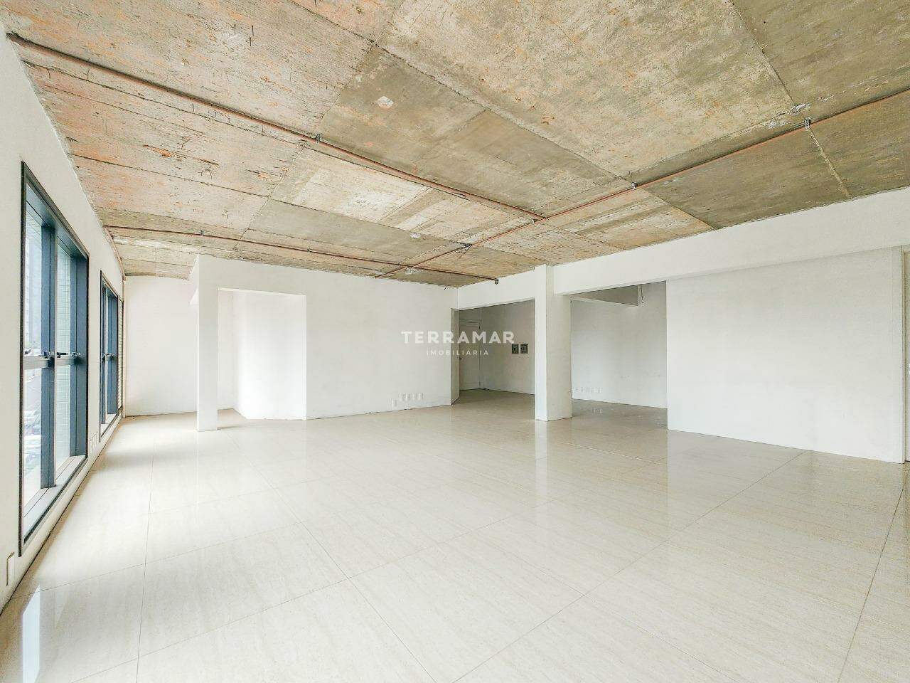 Sala comercial à venda no Centro: