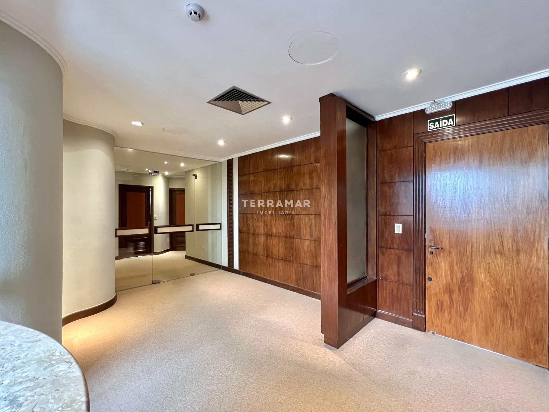 Sala comercial à venda no Centro: 