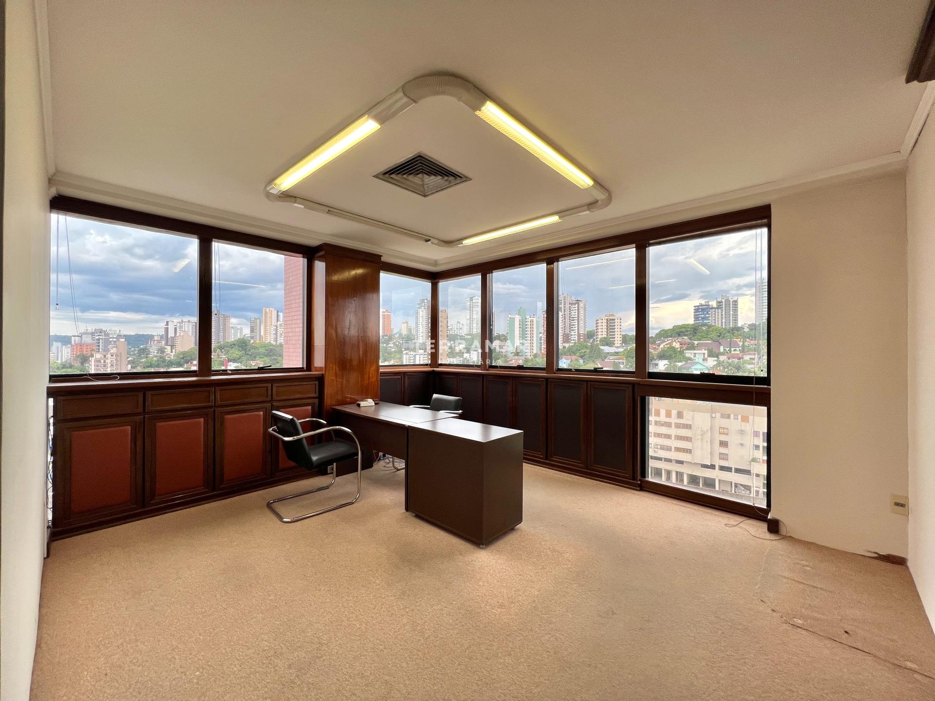 Sala comercial à venda no Centro: 