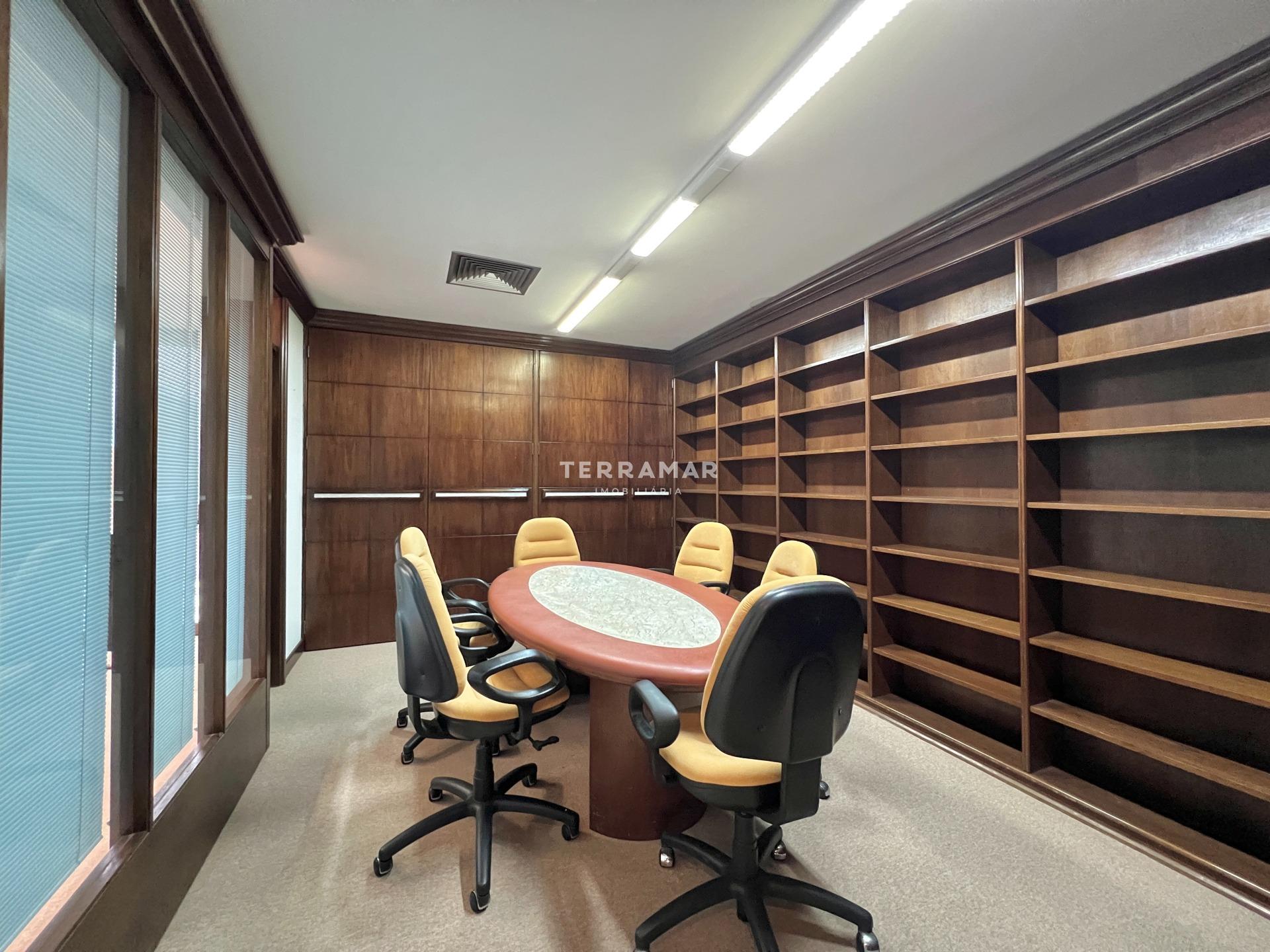 Sala comercial à venda no Centro: 