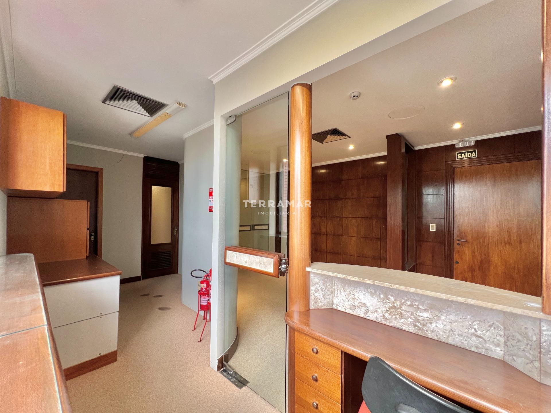 Sala comercial à venda no Centro: 