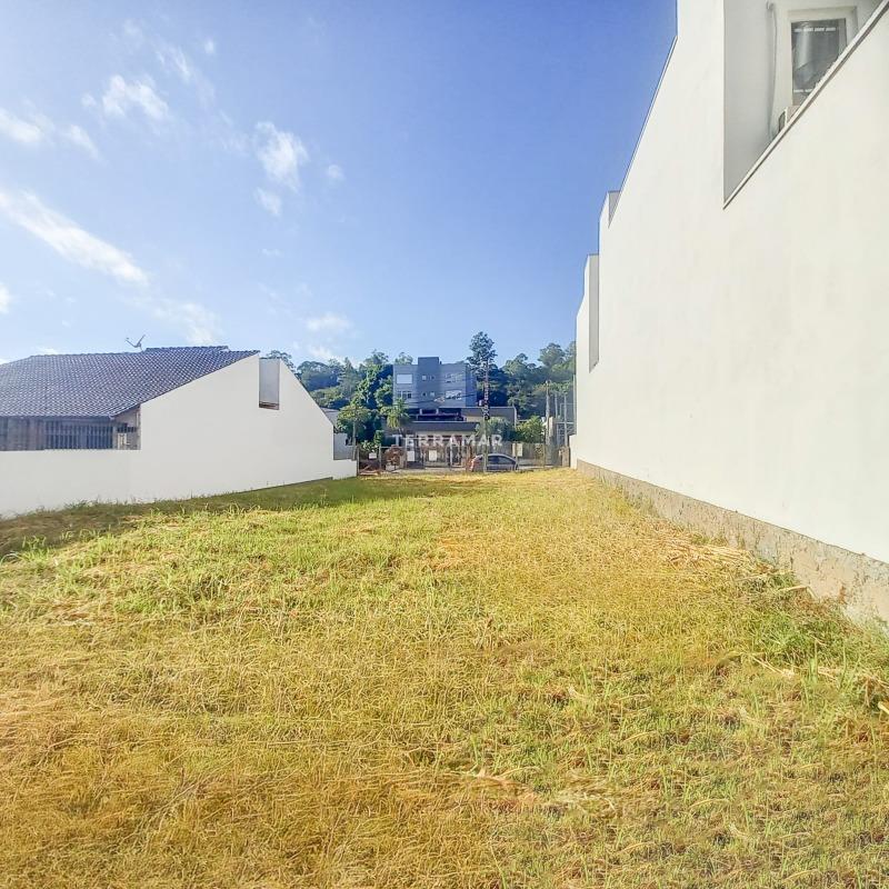 Terreno à venda no Jardim Mauá: 