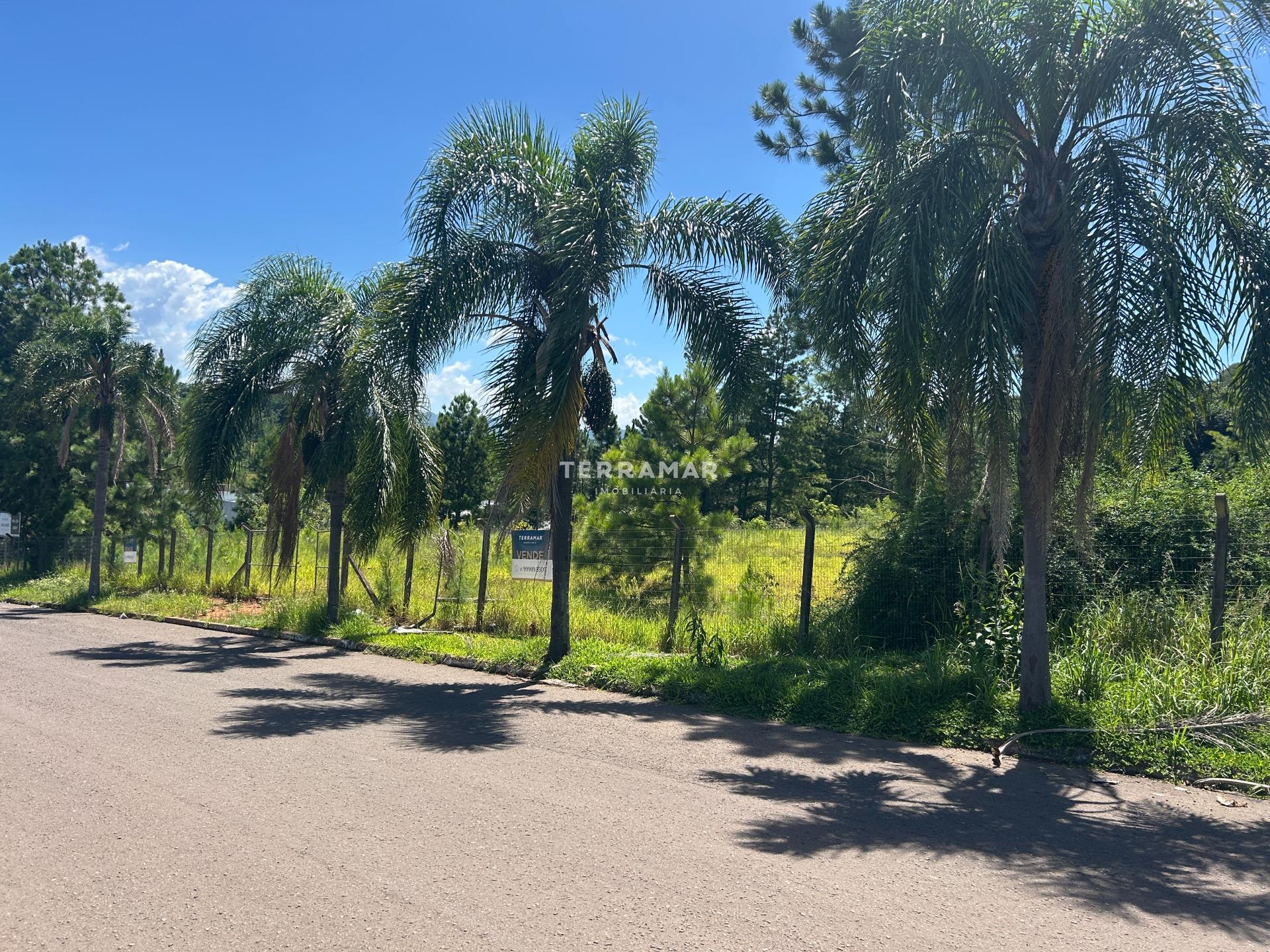 Área à venda no Zona Industrial Norte: 