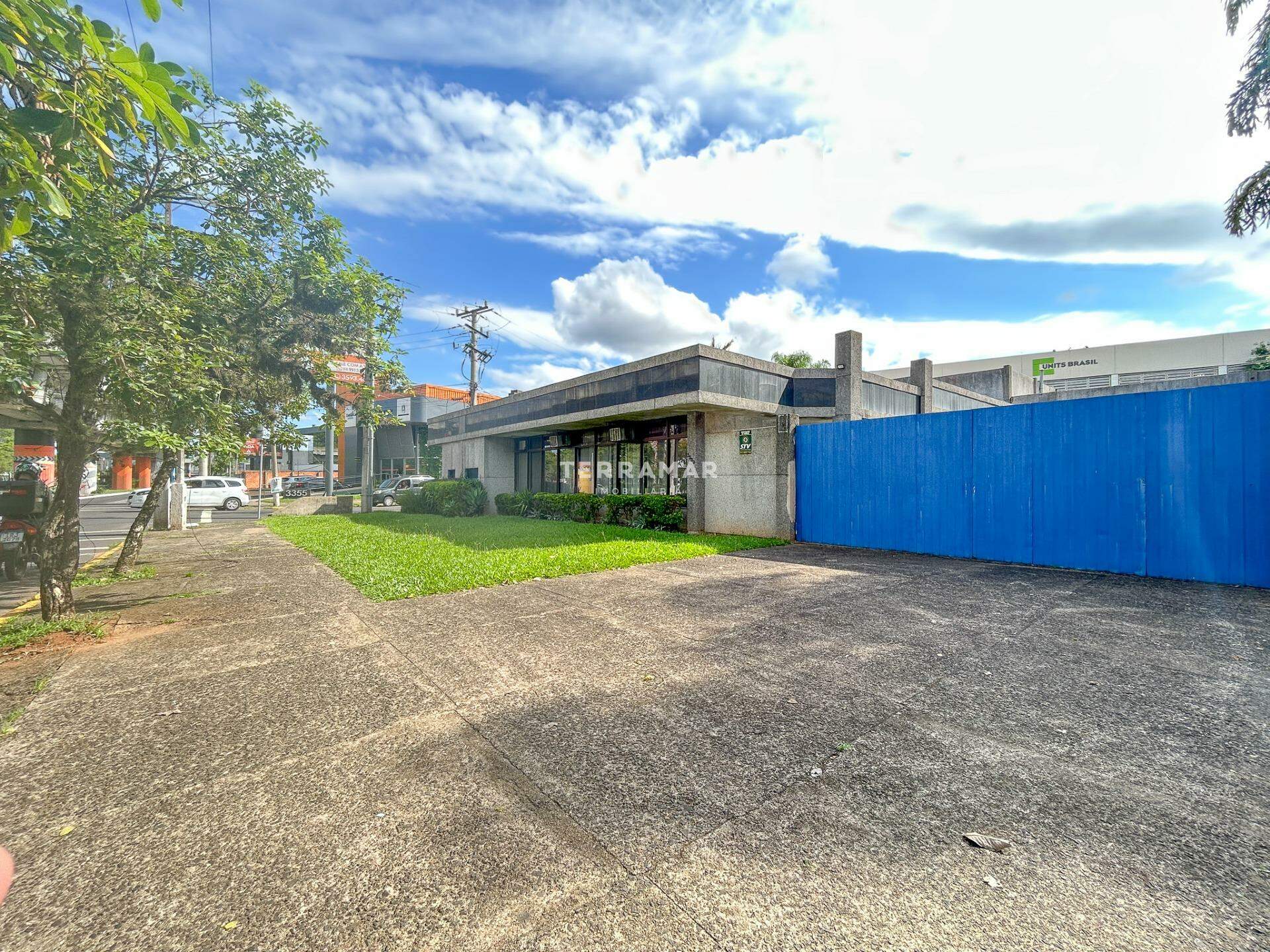 Prédio à venda no Ideal: 