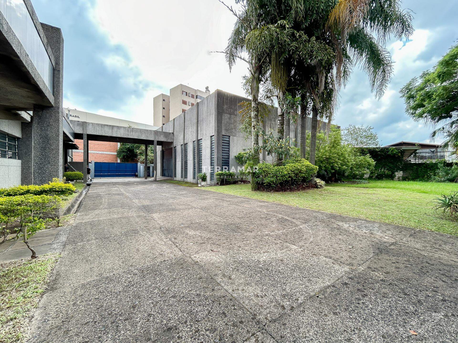 Prédio à venda no Ideal: