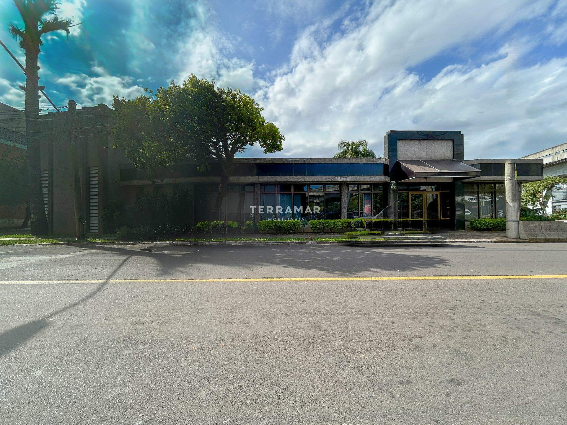 Prédio à venda no Ideal: