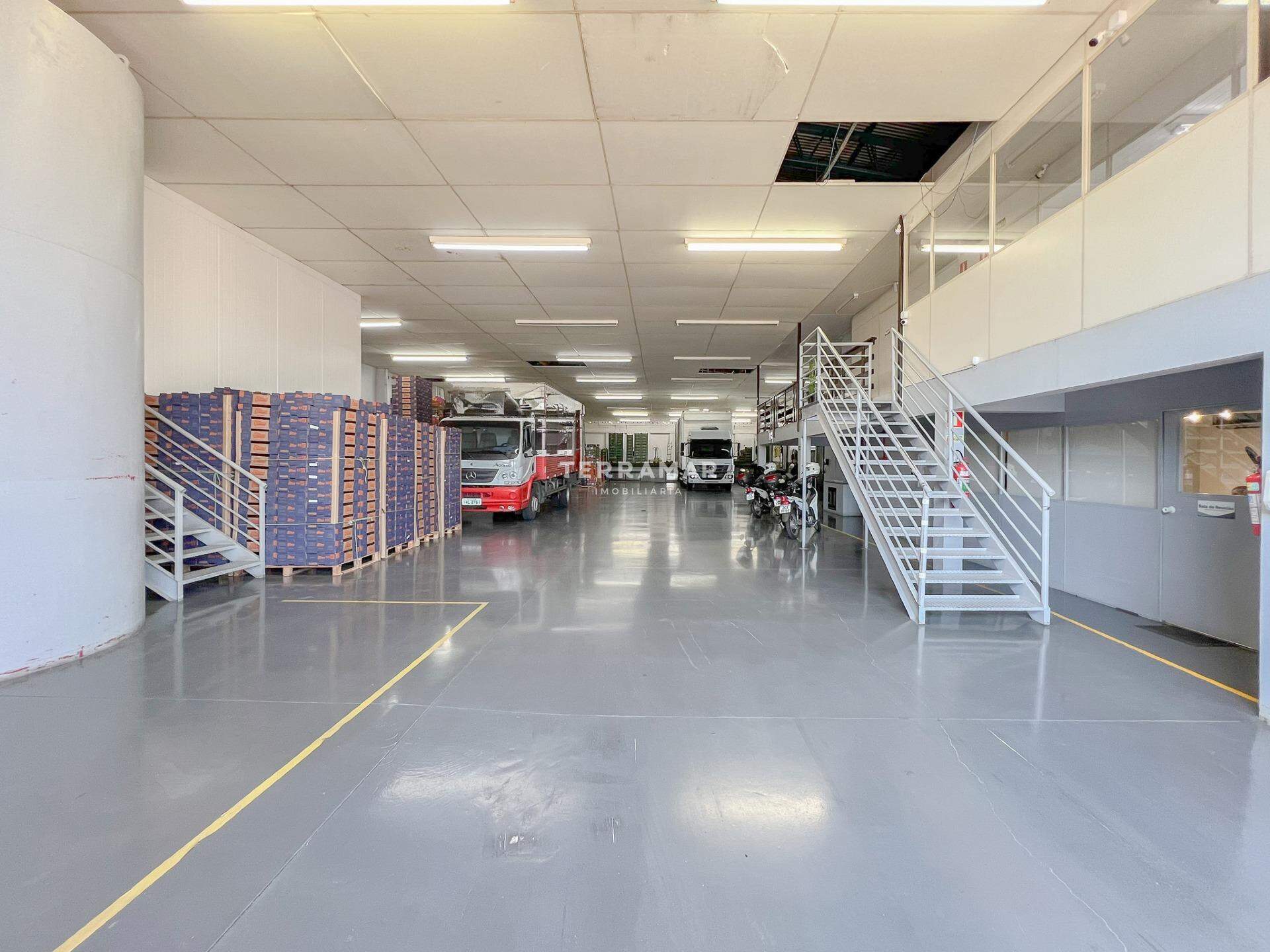 Prédio à venda no Canudos: 