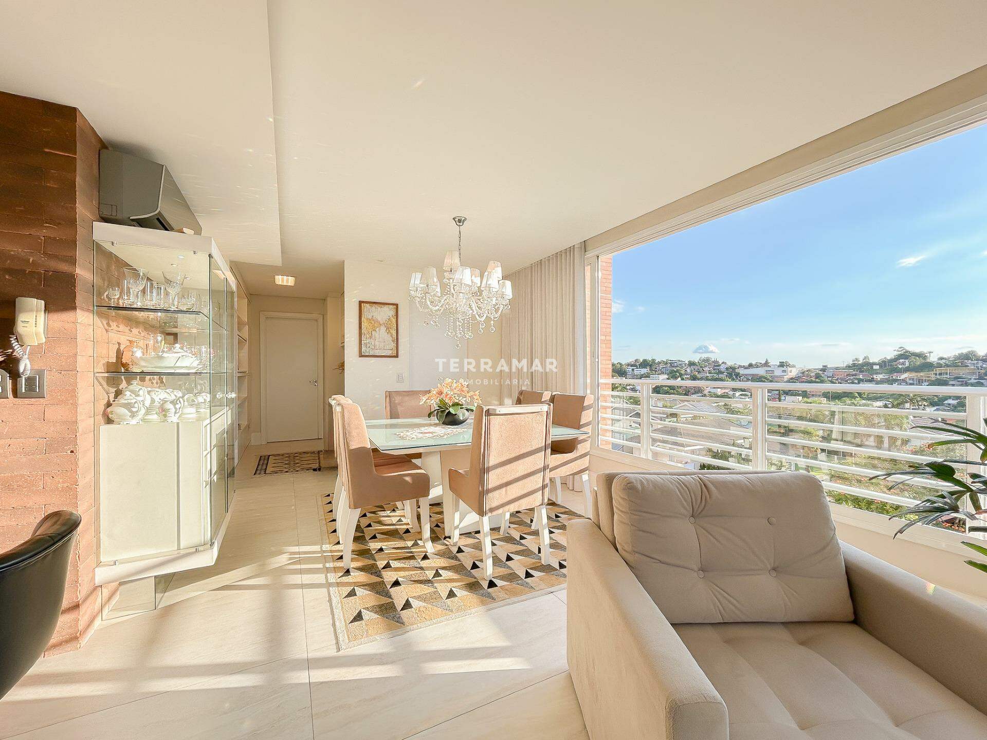 Apartamento à venda no Ideal: 