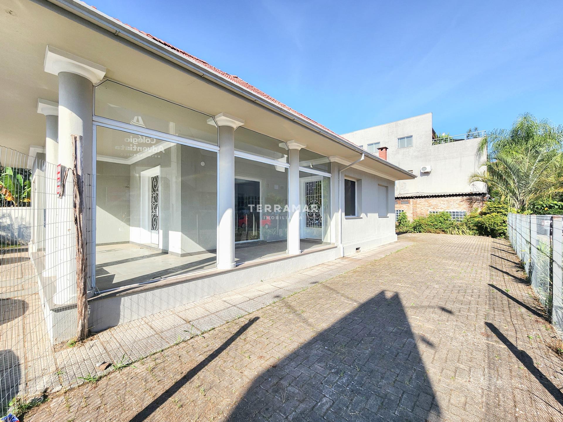 Casa Comercial para aluguel no Rio Branco: 