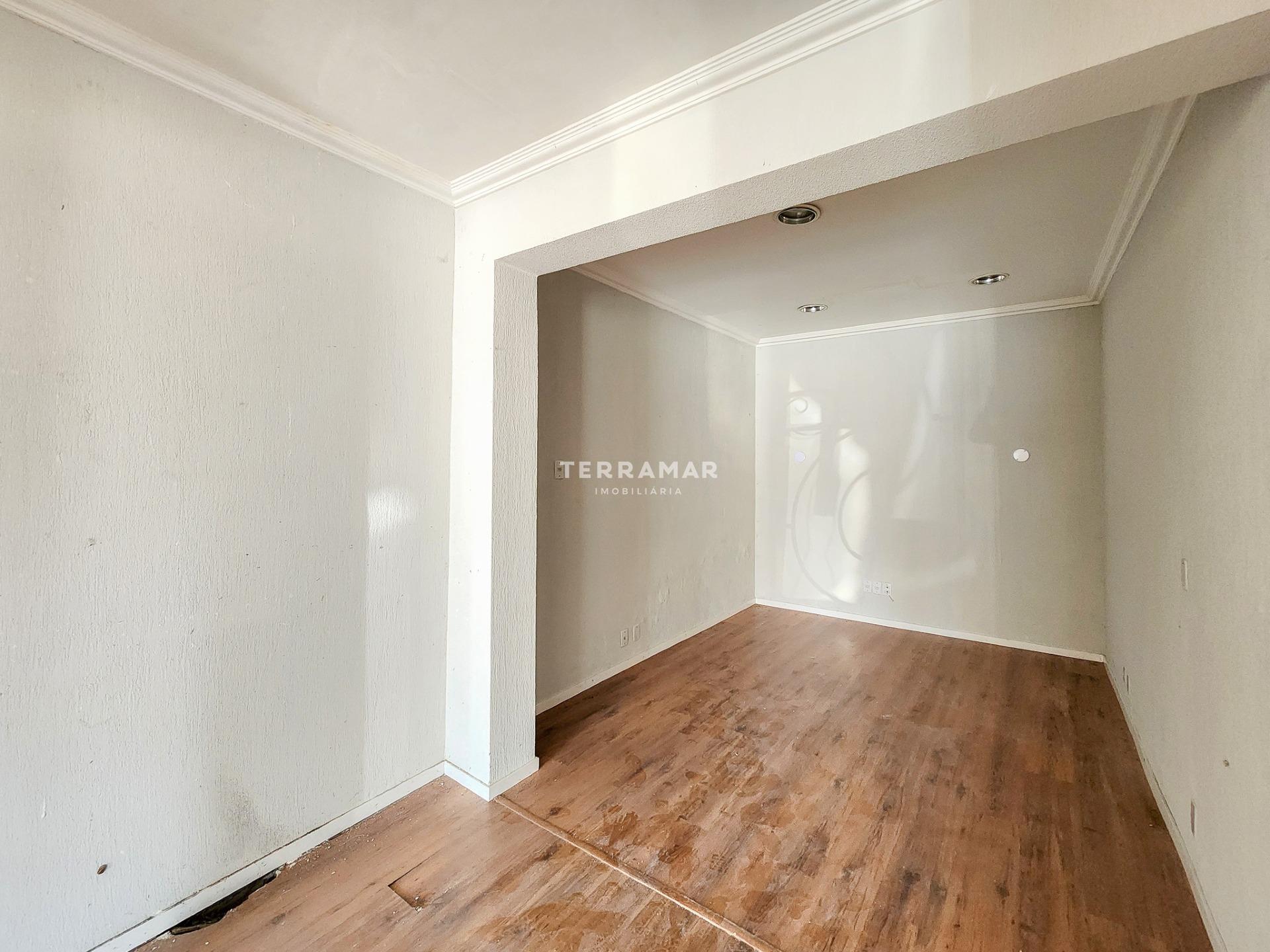 Casa Comercial para aluguel no Rio Branco: 