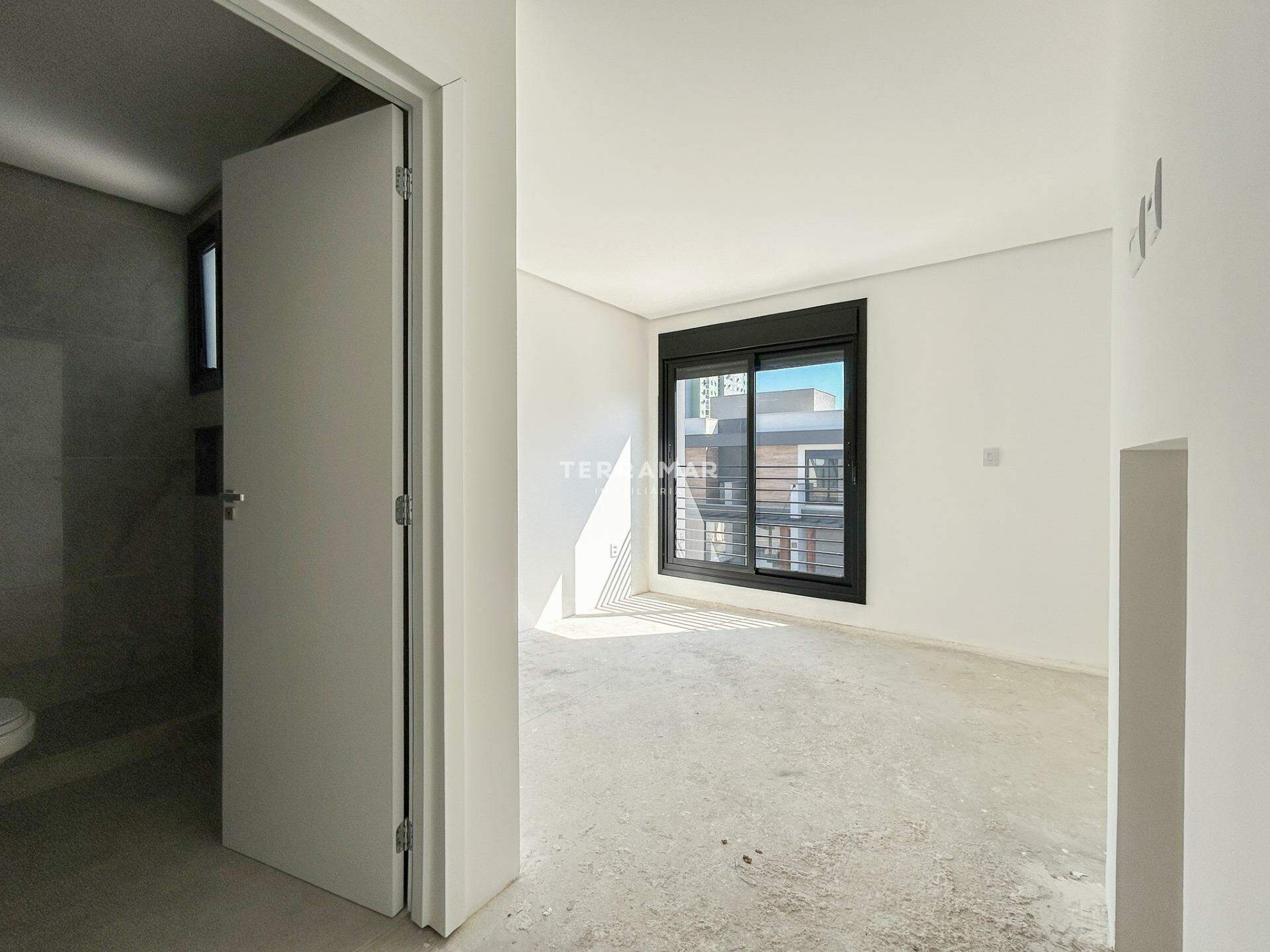 Casa em condomínio à venda no Vila Rosa: 
