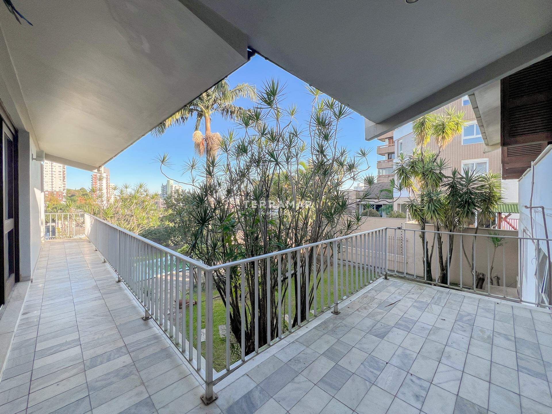 Casa Comercial para aluguel no Centro: