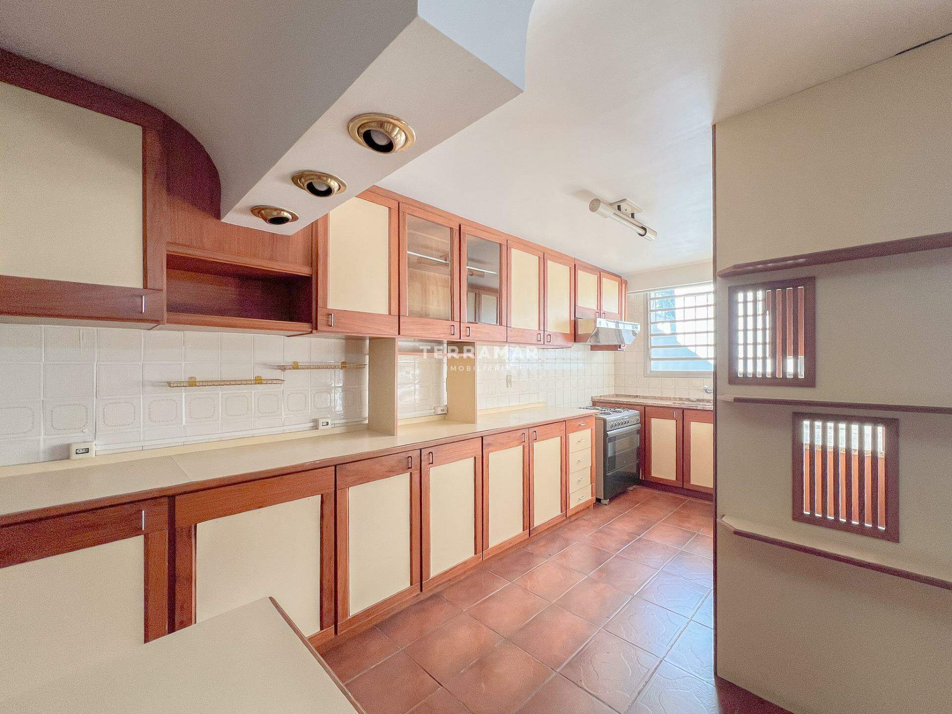 Casa Comercial para aluguel no Centro: