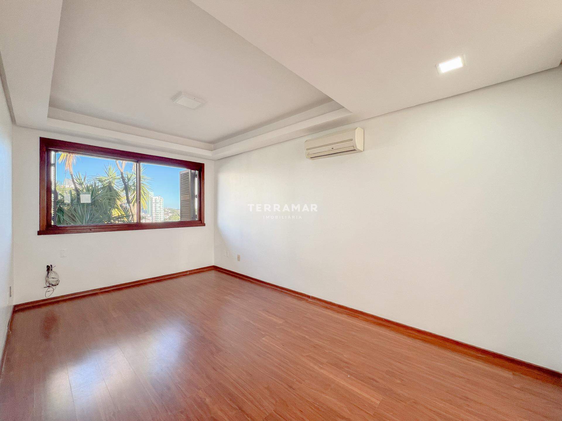 Casa Comercial para aluguel no Centro: