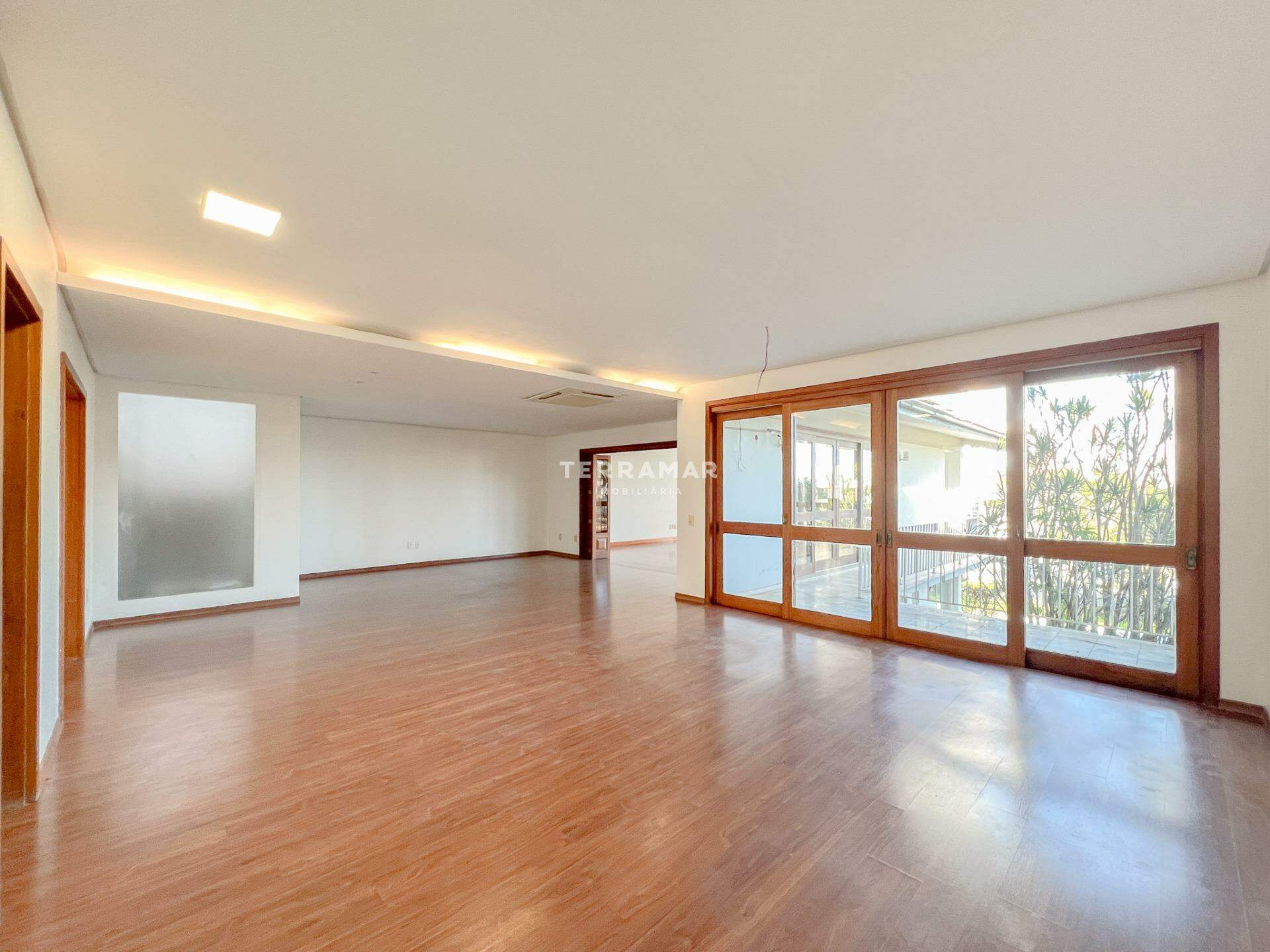 Casa Comercial para aluguel no Centro: