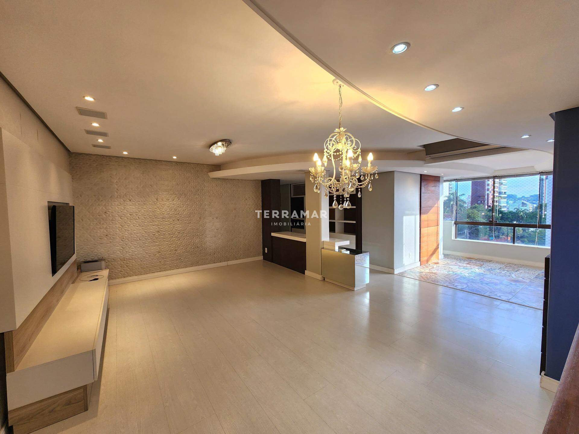 Apartamento para aluguel no Centro: 