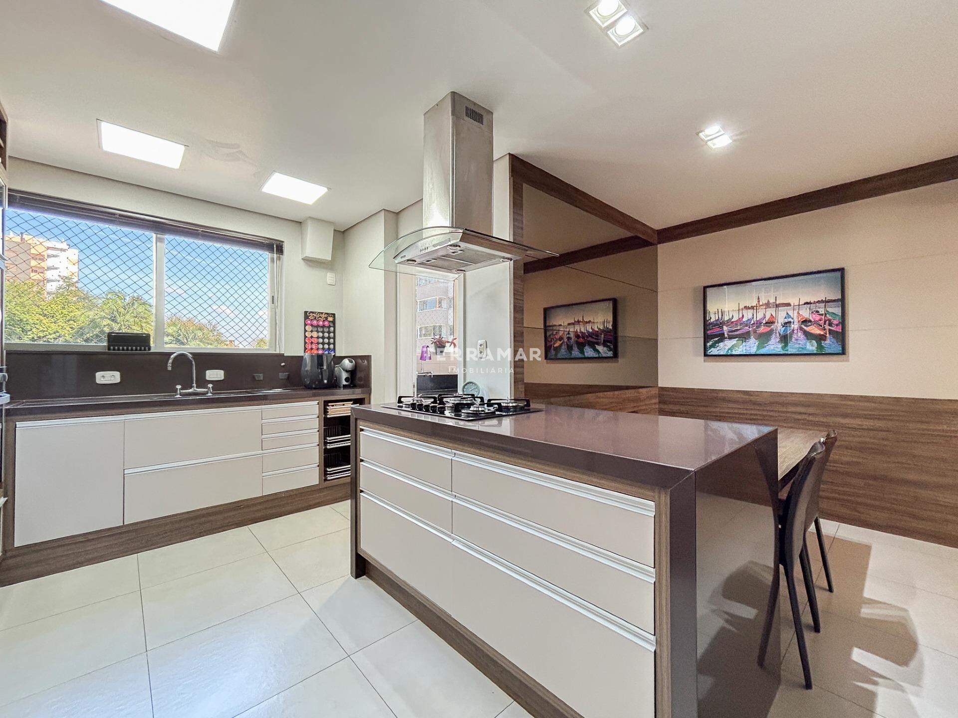 Apartamento à venda no Centro: