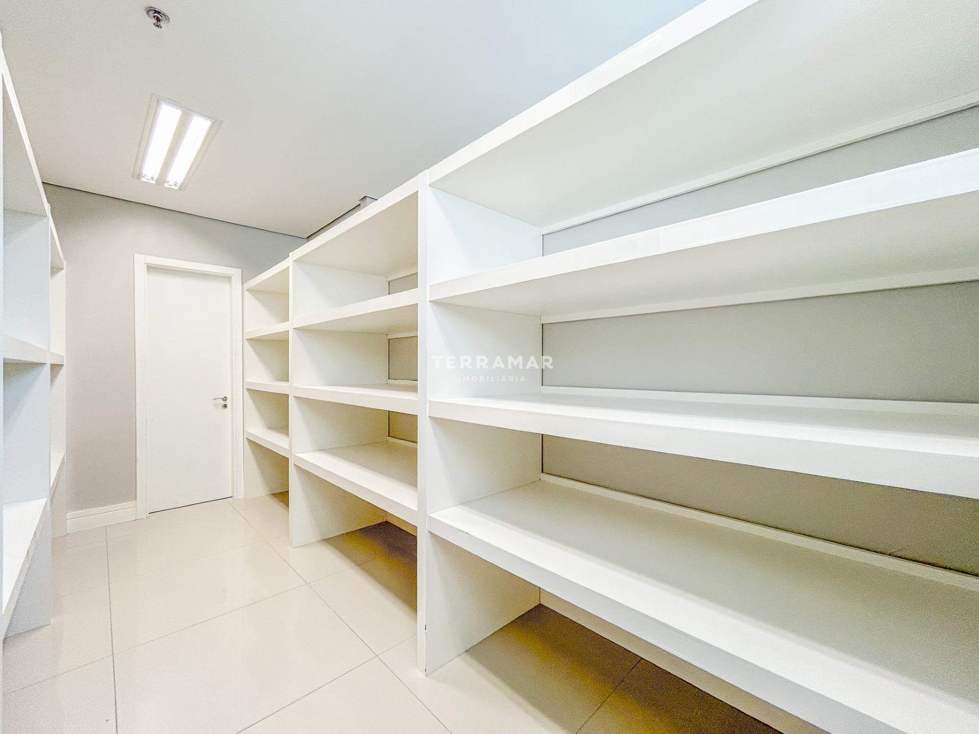 Sala comercial para aluguel no Centro: