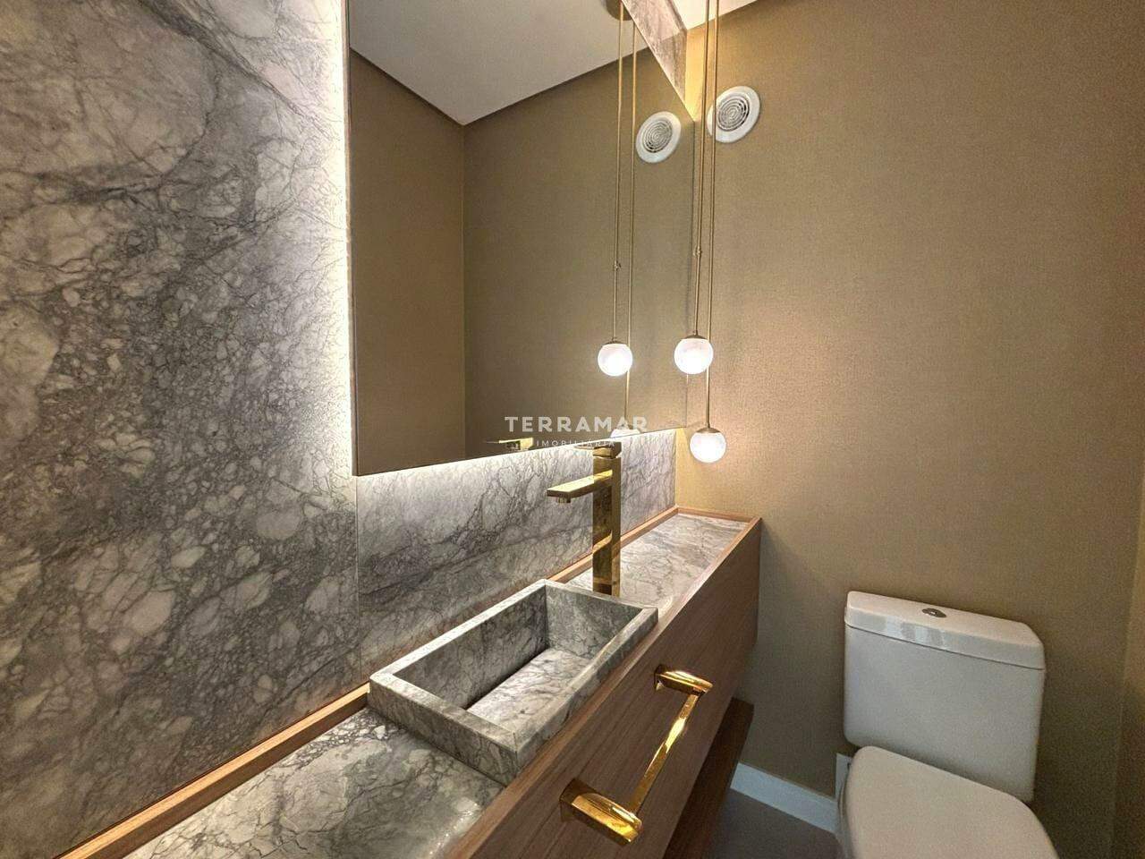 Apartamento para aluguel no Centro: 
