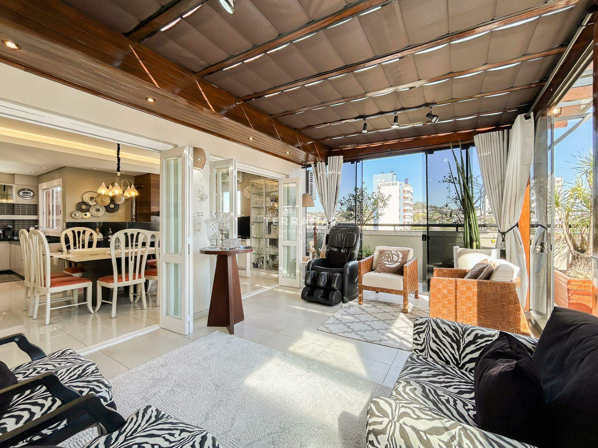 Apartamento Duplex à venda no Rio Branco: 