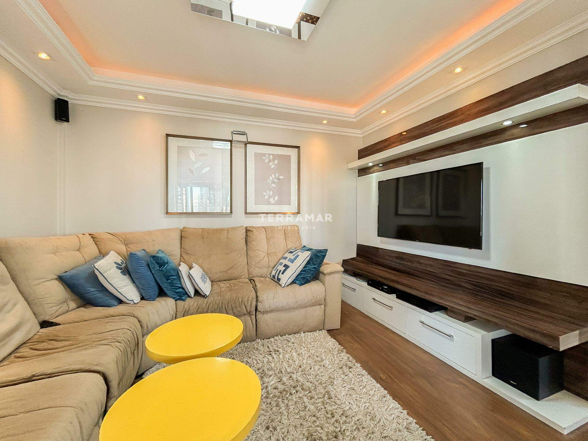 Apartamento Duplex à venda no Rio Branco: 