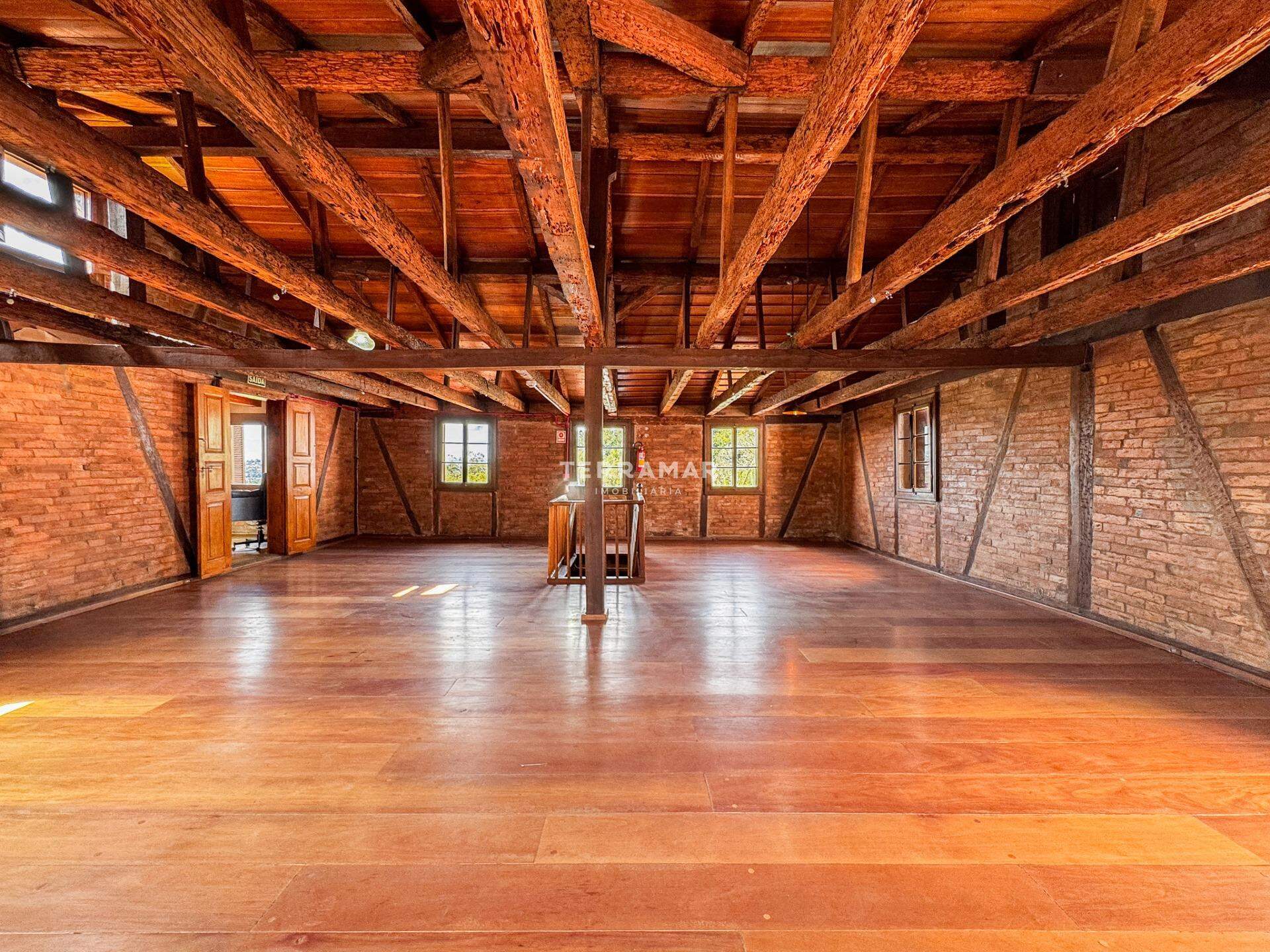 Casa Comercial para aluguel no Hamburgo Velho: