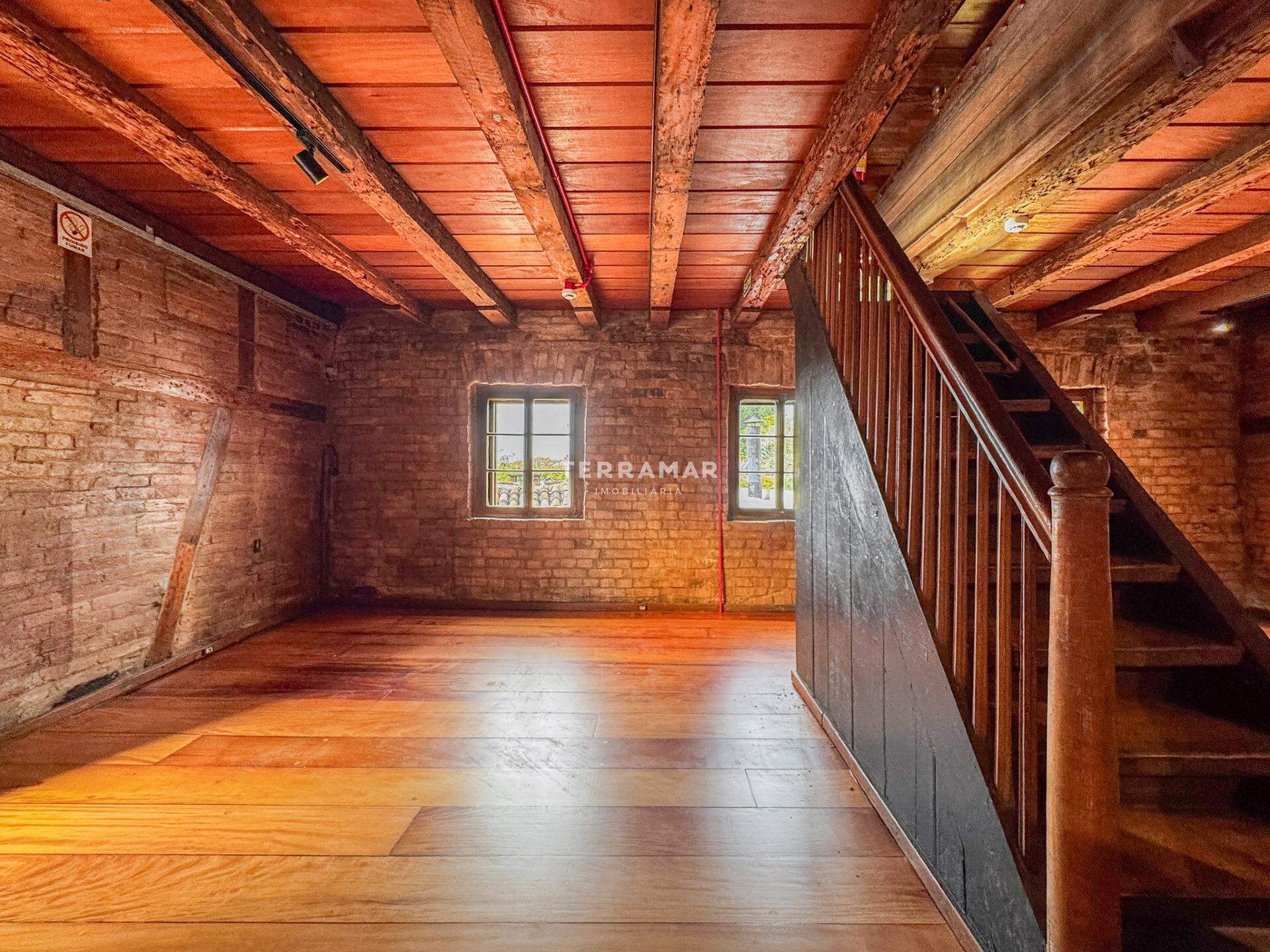 Casa Comercial para aluguel no Hamburgo Velho: