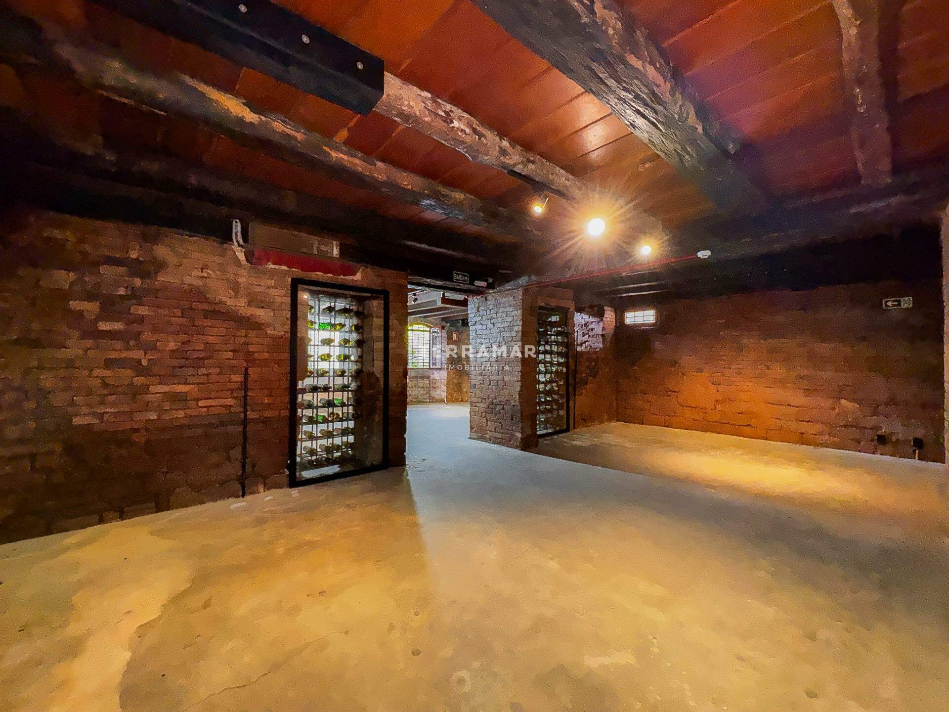 Casa Comercial para aluguel no Hamburgo Velho: 