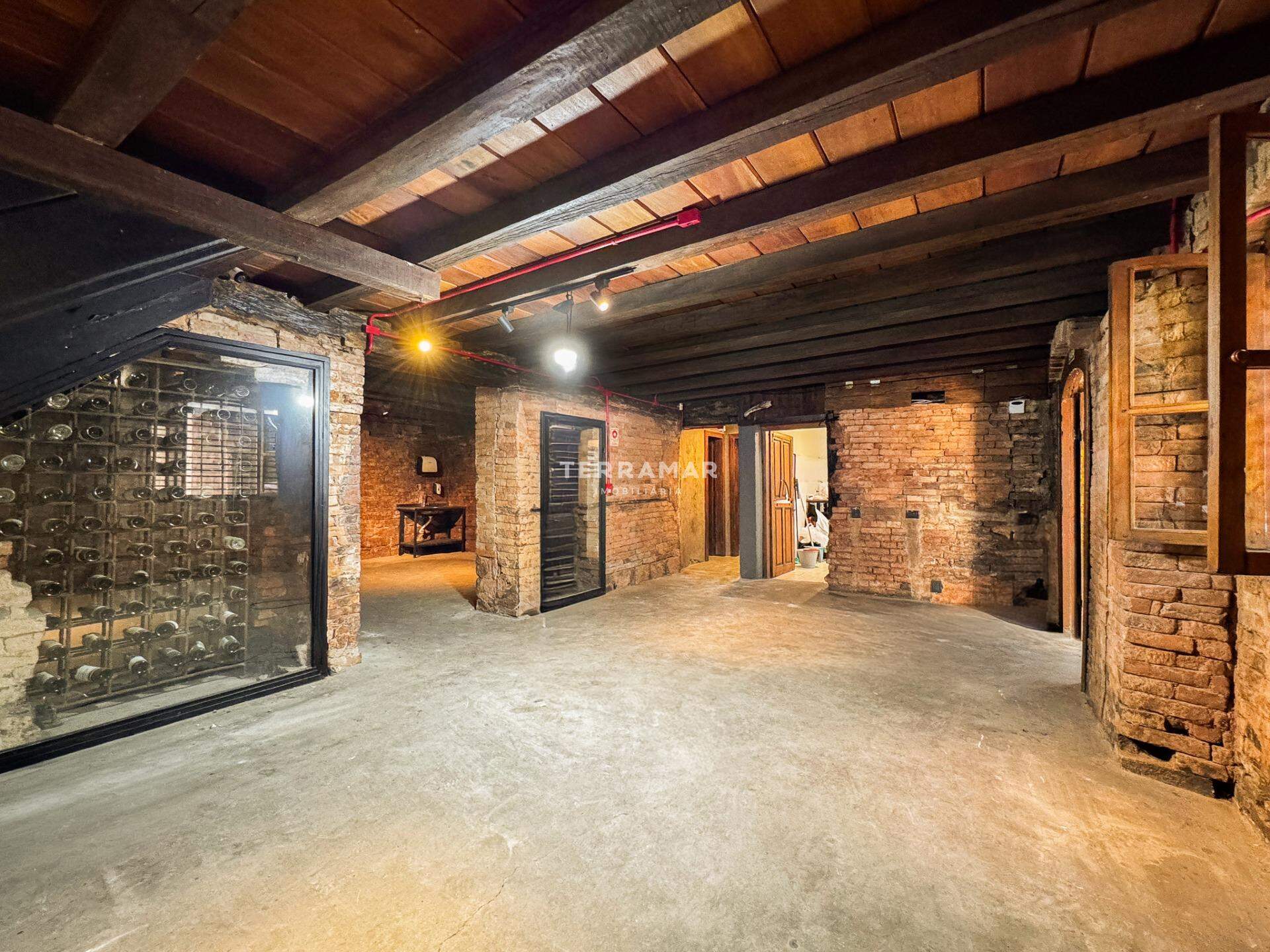 Casa Comercial para aluguel no Hamburgo Velho: 