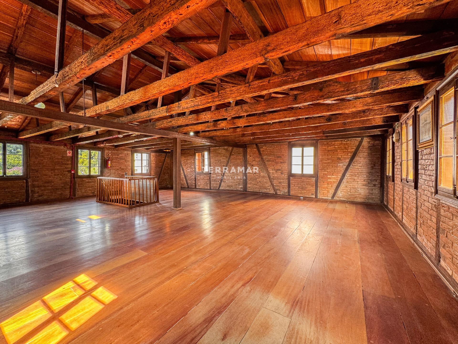 Casa Comercial à venda no Hamburgo Velho: 