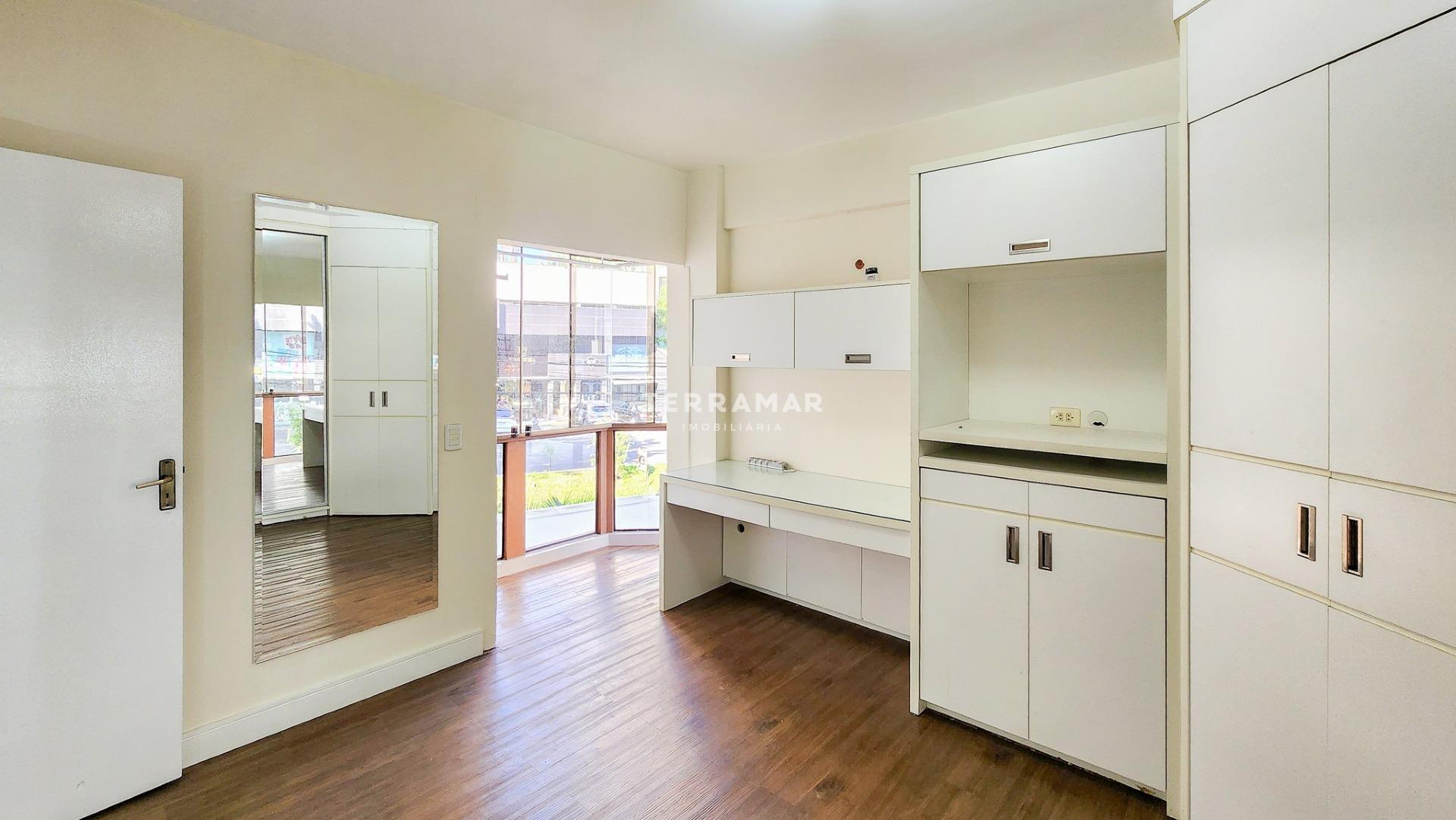 Apartamento para aluguel no Centro: 