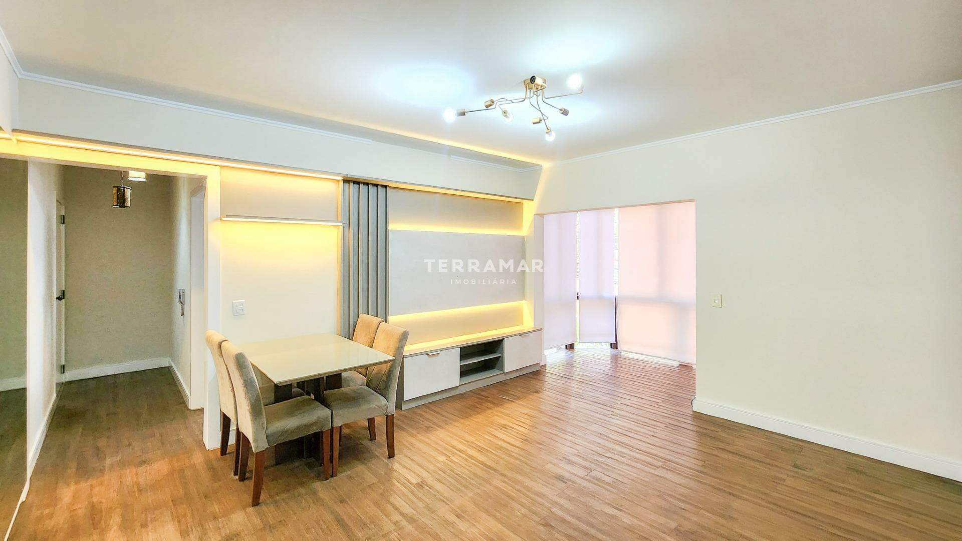 Apartamento para aluguel no Centro: 