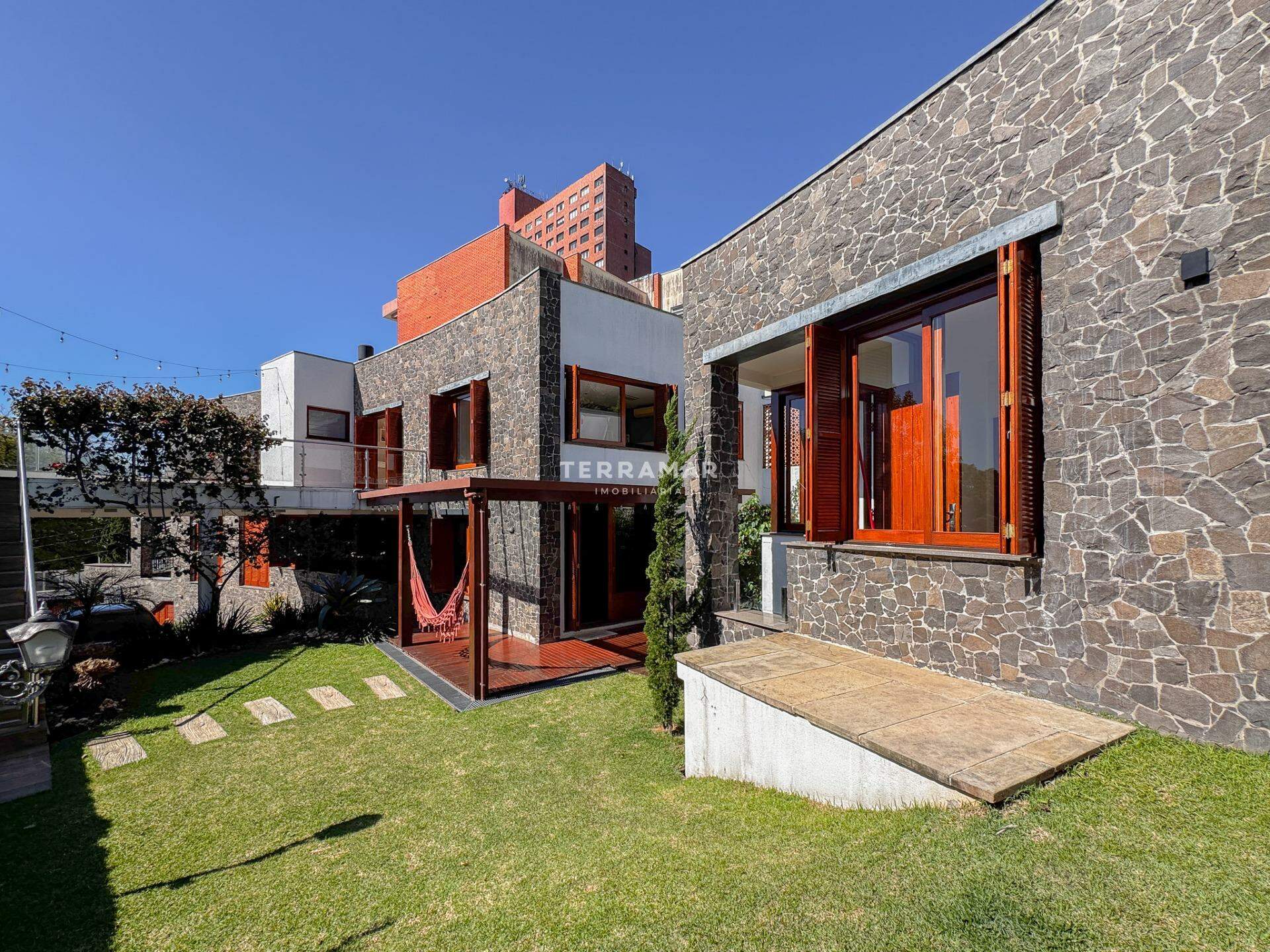Casa à venda no Hamburgo Velho: 